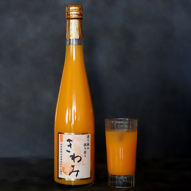 Kiwami bottle and glass